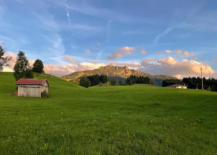 Am Hof *